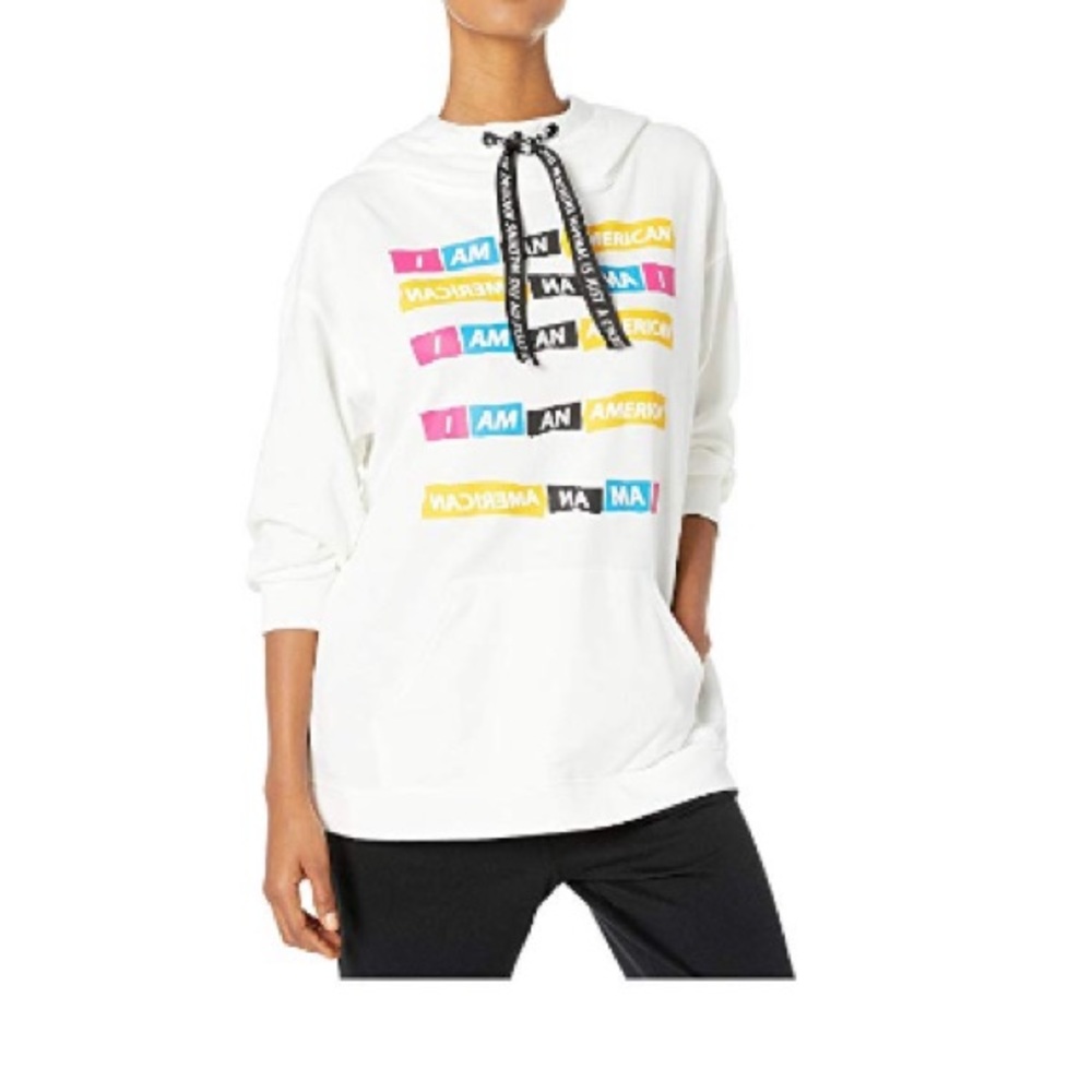 DUBGEE BY WHOOPI “I AM AN AMERICAN” HOODIE WHITE